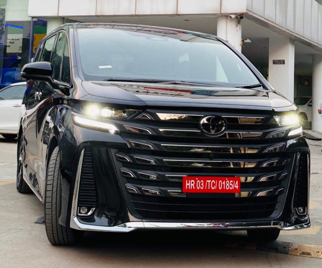 Toyota Vellfire on rent in Chandigarh